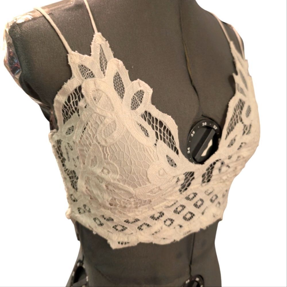 Free‎ people white floral lace crochet bralette size medium boho